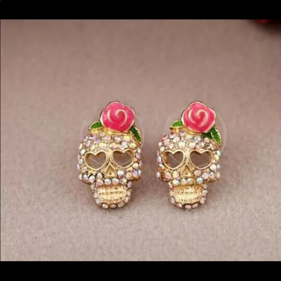 VINTAGE RHINESTONE SKULL CRYSTAL EARRINGS - Picture 4 of 6